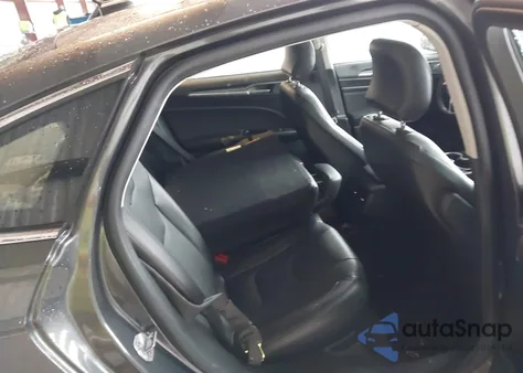 2016 Ford Fusion Titanium из США, поврежденный, VIN 3FA6P0K96GR210376